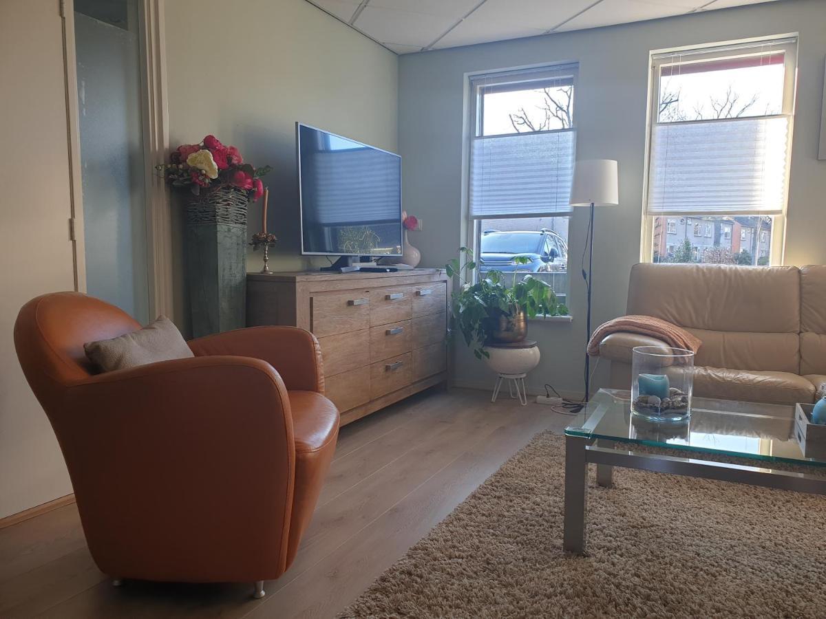Bed and Breakfast Bij De Oude Dijk Wilp Esterno foto